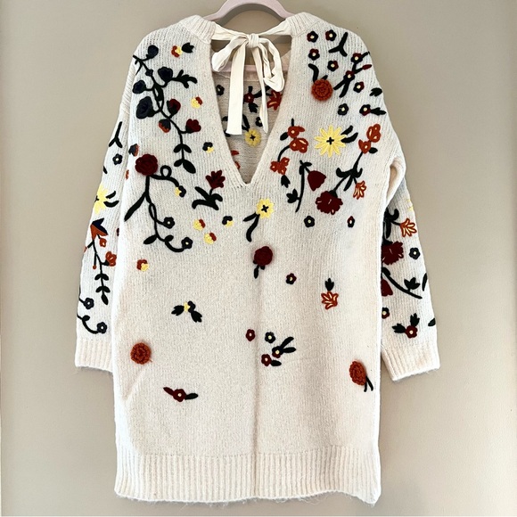 NWT Anthropologie Floral Appliqued Sweater Tunic Dress - Picture 14 of 16